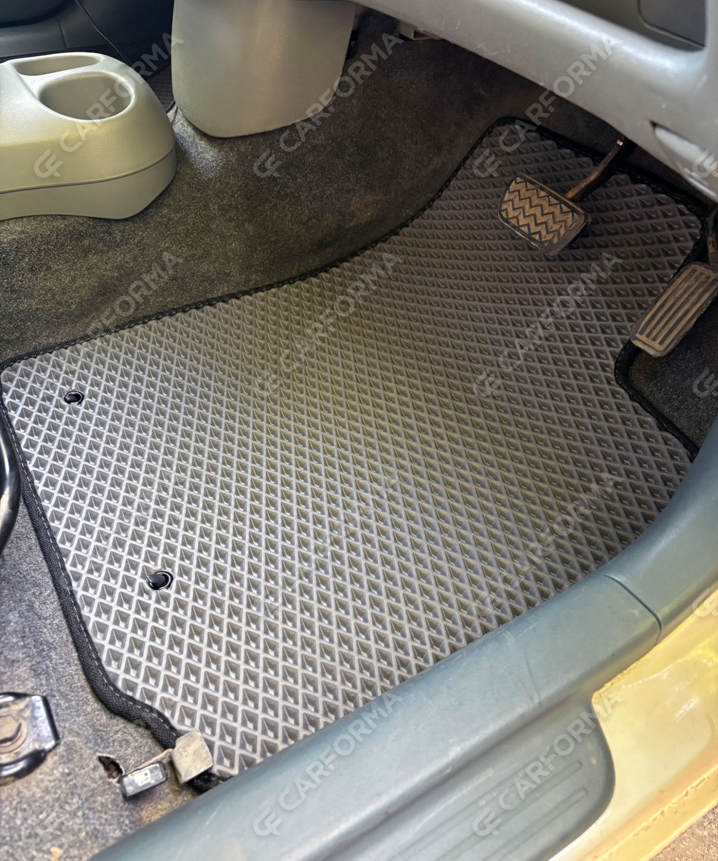 EVA коврики на Toyota Vitz I 1998&nbsp;-&nbsp;2005 в Благовещенске