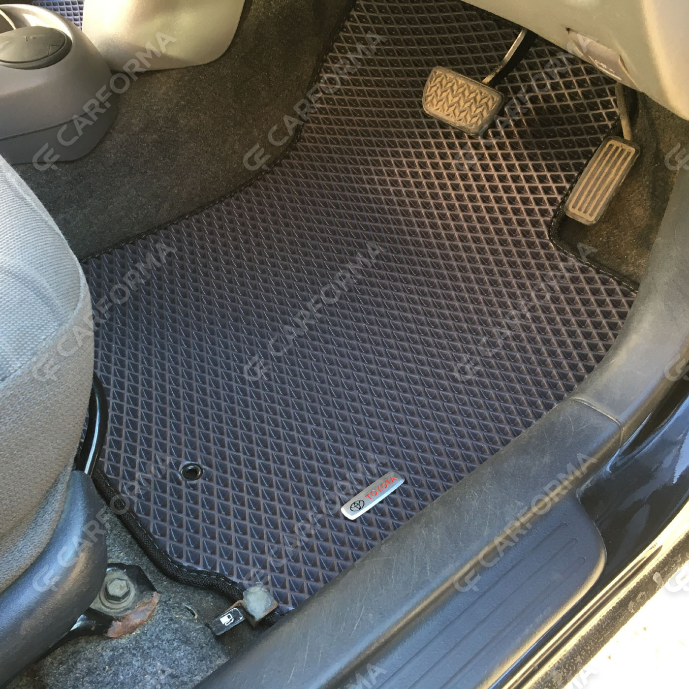 EVA коврики на Toyota Vitz I 1998&nbsp;-&nbsp;2005 в Благовещенске