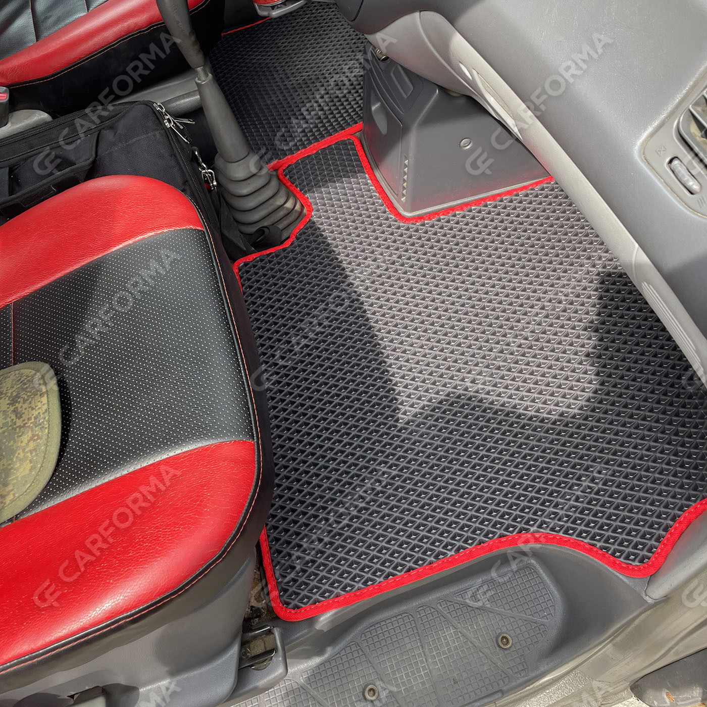 Водительские  коврики  Mitsubishi Space Gear 1994&nbsp;-&nbsp;2007 в Благовещенске