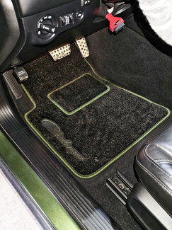 Коврики на Dodge Challenger III 2008&nbsp;-&nbsp;2023 в Благовещенске