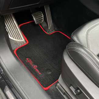 Ворсовые коврики на Alfa Romeo Stelvio 2016&nbsp;-&nbsp;2026 в Благовещенске