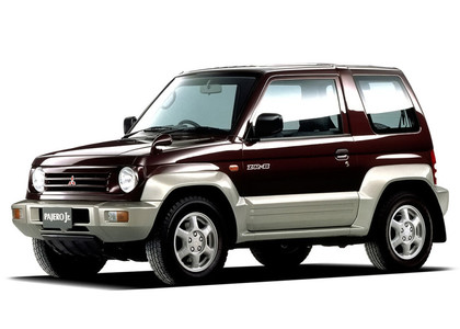 Коврики на Mitsubishi Pajero Junior 1995 - 1998 в Благовещенске