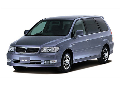 Ворсовые коврики на Mitsubishi Chariot Grandis 1997 - 2003 в Благовещенске