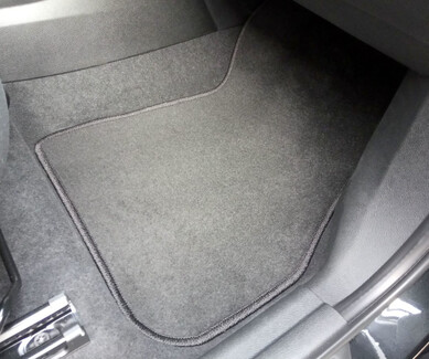 Ворсовые коврики на BMW 2 Gran Tourer (F46) 2015 - 2026 в Благовещенске Ворсовые коврики на BMW 2 Gran Tourer (F46) 2015 - 2026 в Благовещенске