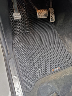 Ворсовые коврики на Jeep Grand Cherokee (WK2) 2010 - 2022 в Благовещенске