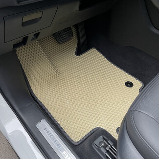 Коврики на Toyota Crown Kluger 2021&nbsp;-&nbsp;2026 в Благовещенске